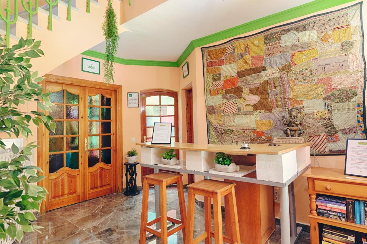 Charming Nerja Hostel Extérieur photo